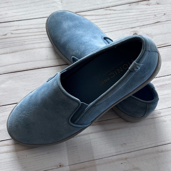 EUC Vionic Peo Avery Slio On Shoe in Light Blue size 8.5 - Picture 3 of 11